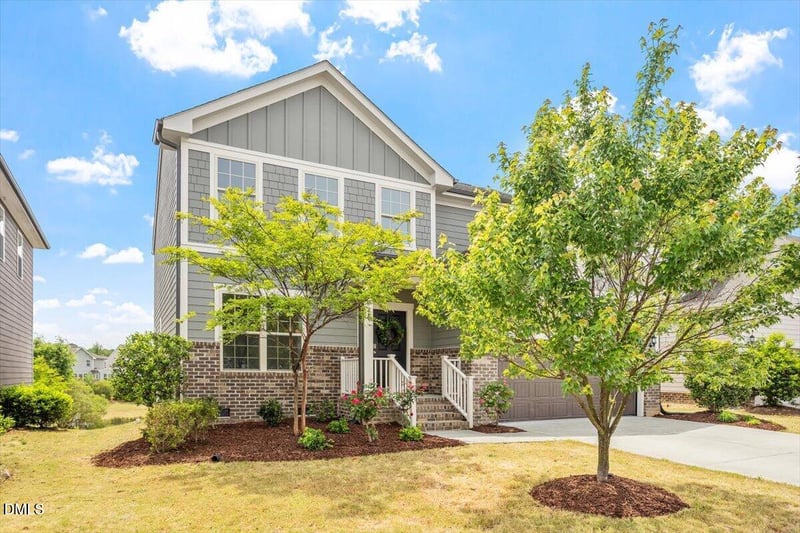 921 Lemster Ln, Cary, NC 27519