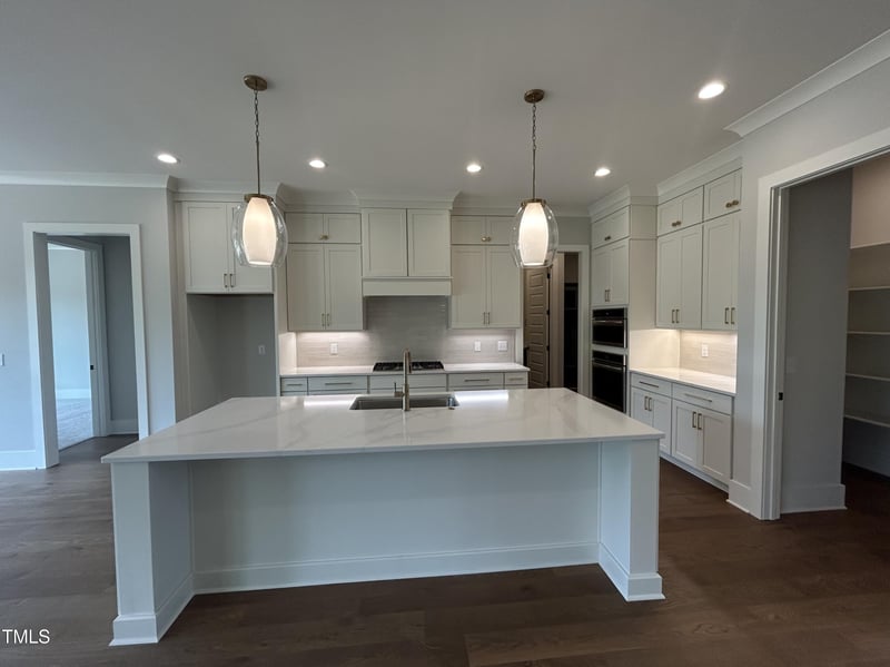 921 Lily Claire Ln, Fuquay Varina, NC 27526