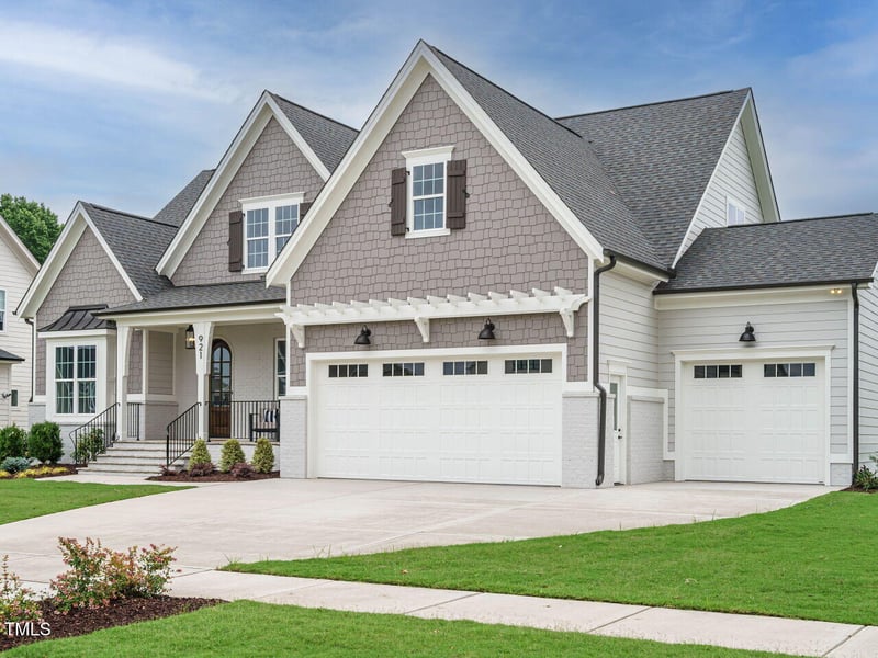 921 Lily Claire Ln, Fuquay Varina, NC 27526