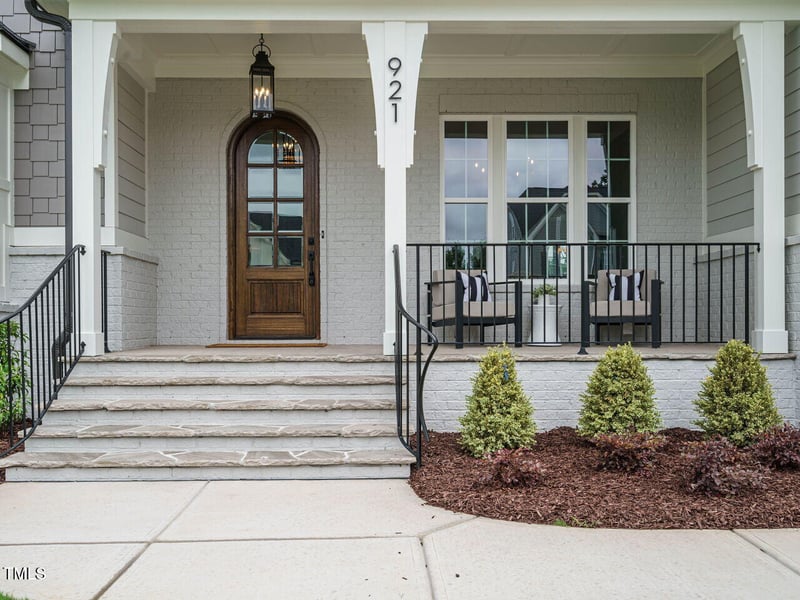 921 Lily Claire Ln, Fuquay Varina, NC 27526