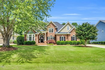 921 Riverwood Dr, Clayton, NC 27527