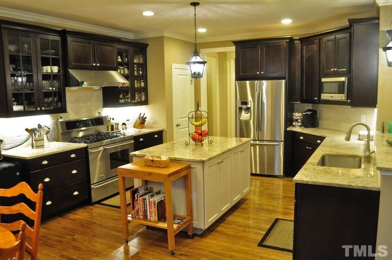 921 Rose Angel Cir, Wake Forest, NC 27587