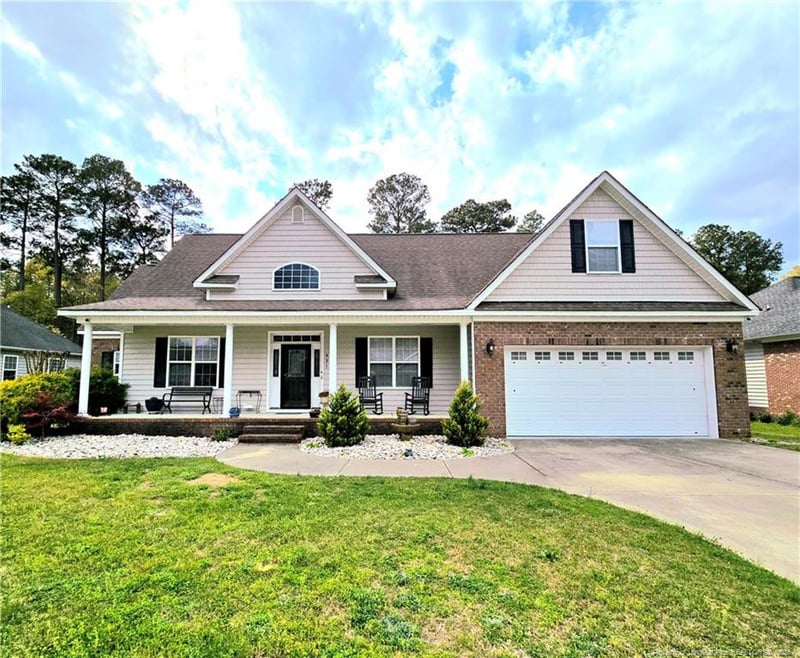 921 Satinwood Ct, Fayetteville, NC 28312