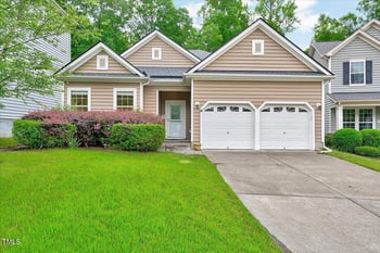 921 Shefford Town Dr, Rolesville, NC 27571