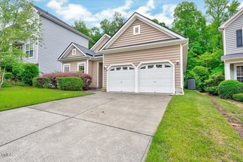 921 Shefford Town Dr, Rolesville, NC 27571