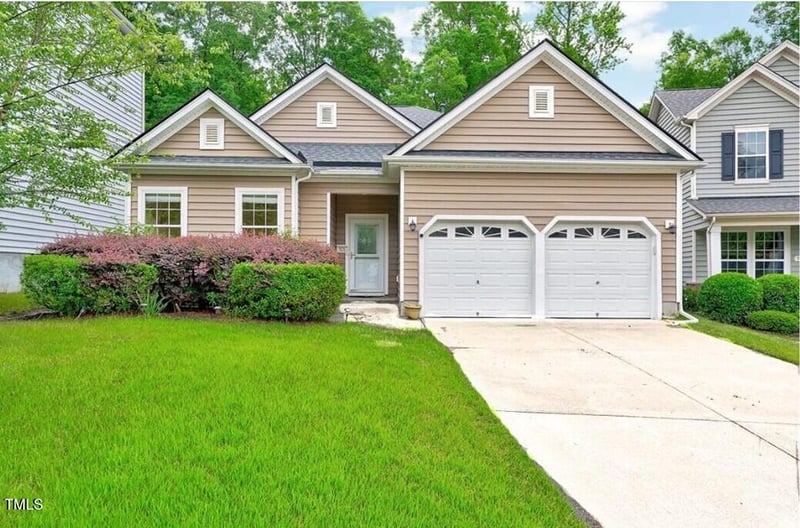921 Shefford Town Dr, Rolesville, NC 27571