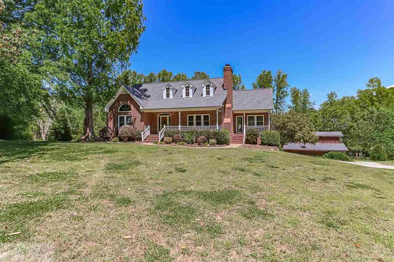 921 Witherbee Ln, Raleigh, NC 27603