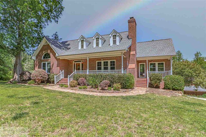 921 Witherbee Ln, Raleigh, NC 27603