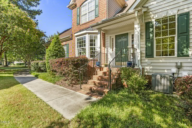 9210 White Eagle Ct, Raleigh, NC 27617