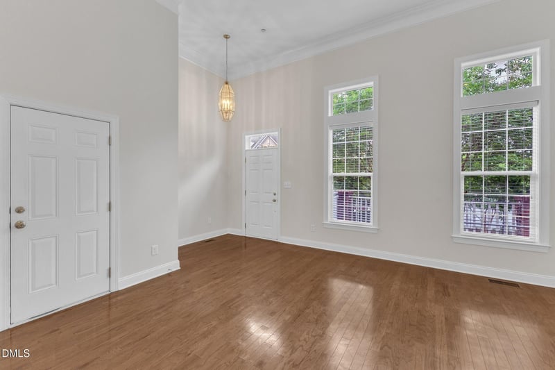 9211 Calabria Dr #104, Raleigh, NC 27617