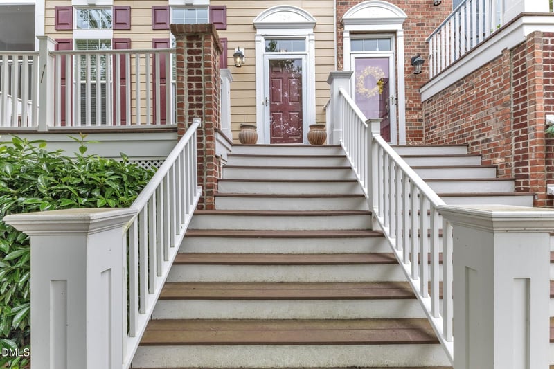 9211 Calabria Dr #104, Raleigh, NC 27617