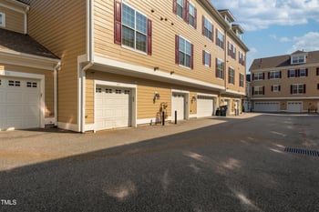 9211 Calabria Dr #117, Raleigh, NC 27617