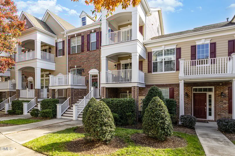 9211 Calabria Dr #117, Raleigh, NC 27617