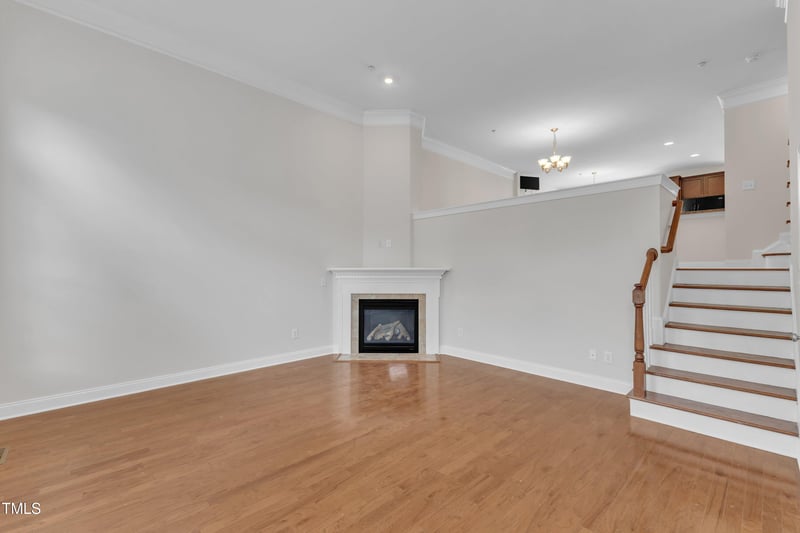 9211 Calabria Dr, Raleigh, NC 27617