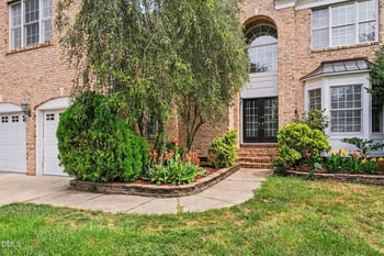 9212 Meadow Mist Ct, Raleigh, NC 27617