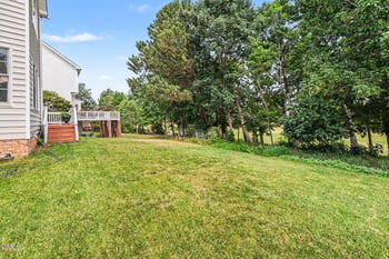 9212 Meadow Mist Ct, Raleigh, NC 27617