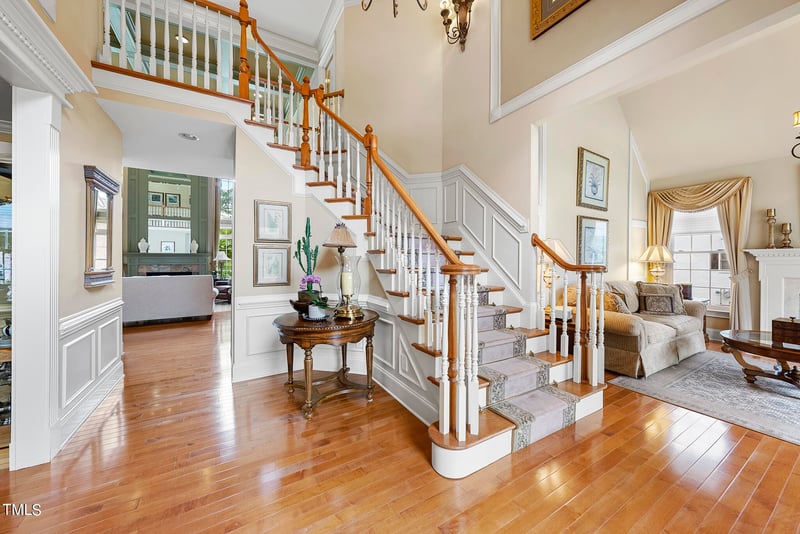 9216 Winged Thistle Ct, Raleigh, NC 27617