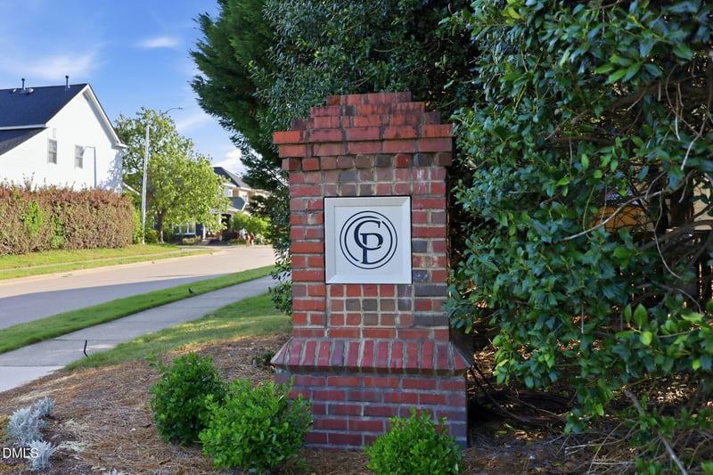 922 Alden Bridge Dr, Cary, NC 27519