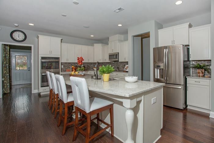 922 Avalon Dr, Mebane, NC 27302