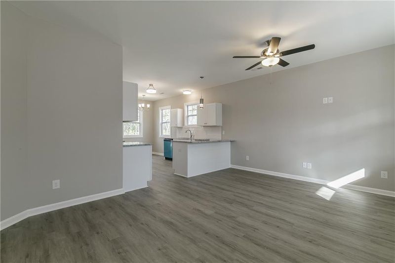 922 Bellvue St, Burlington, NC 27217