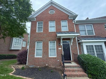 922 Edgewater Cir, Chapel Hill, NC 27516