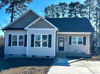 922 Micro Rd, Selma, NC 27576