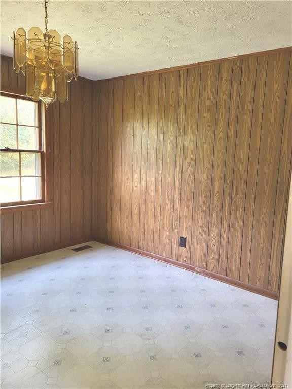 922 Odom Dr, Fayetteville, NC 28304