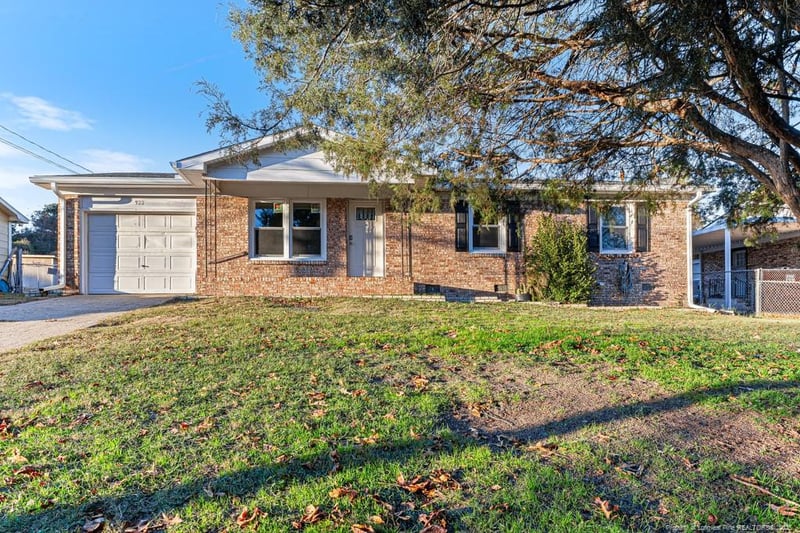 922 Rancho Dr, Fayetteville, NC 28303