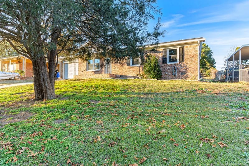 922 Rancho Dr, Fayetteville, NC 28303