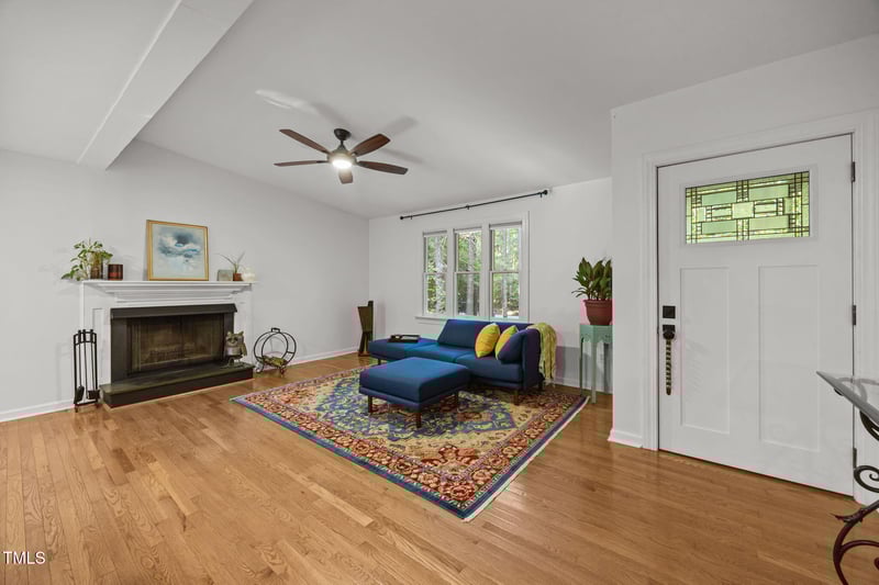 9220 Coach Way, Chapel Hill, NC 27516