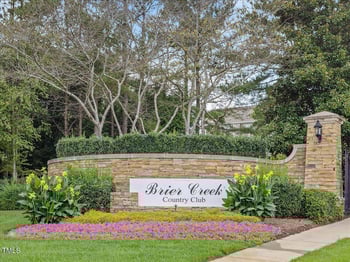 9220 Meadow Mist Ct, Raleigh, NC 27617