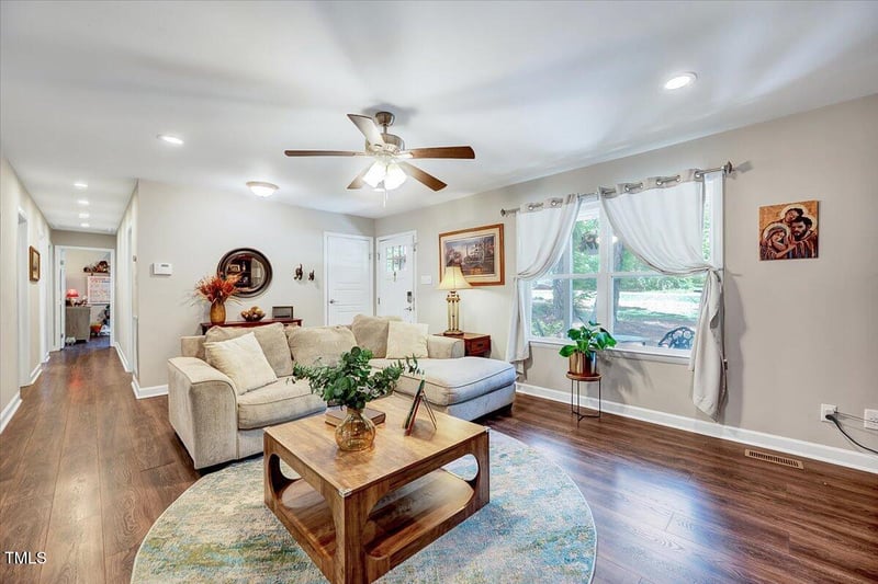 9220 Old Cascade Dr, Garner, NC 27529