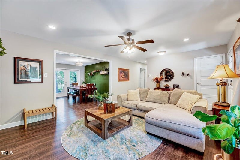 9220 Old Cascade Dr, Garner, NC 27529