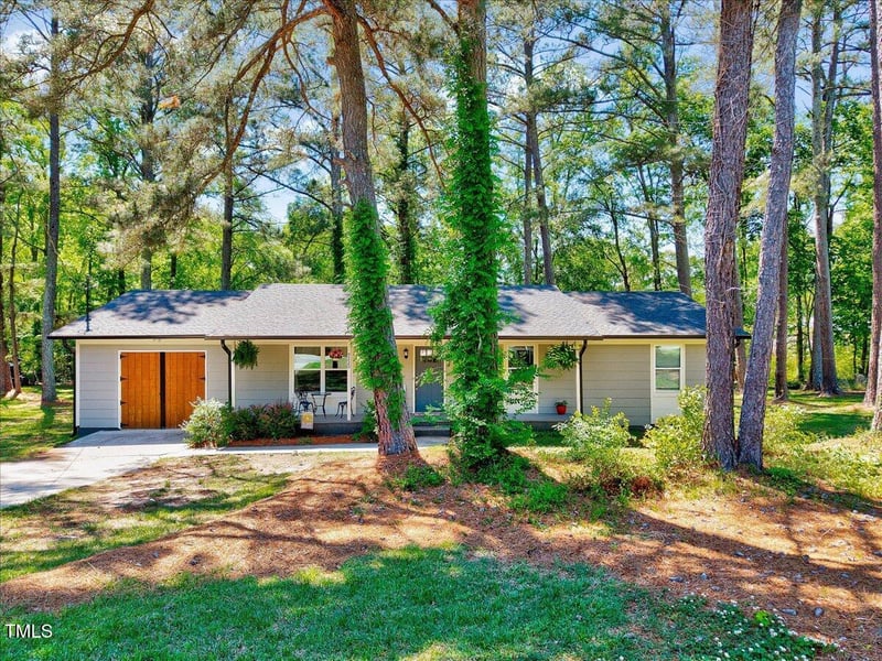 9220 Old Cascade Dr, Garner, NC 27529