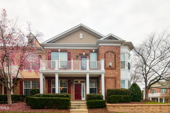 9221 Calabria Dr #121, Raleigh, NC 27617