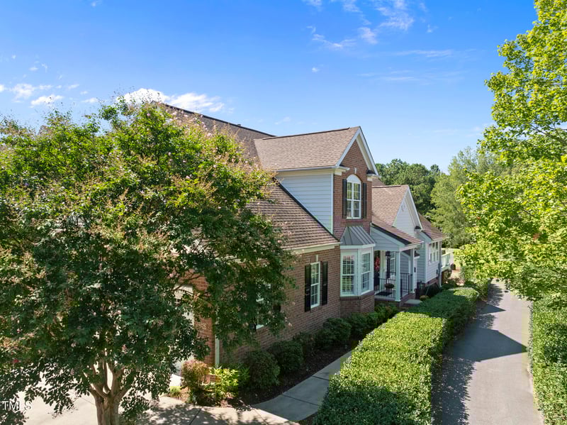 9225 Fawn Lake Dr, Raleigh, NC 27617