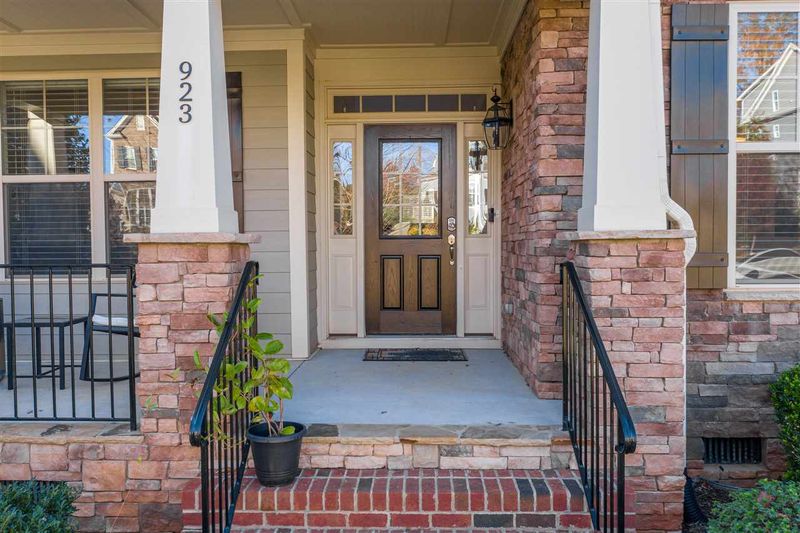 923 Cambridge Hall Loop, Apex, NC 27539