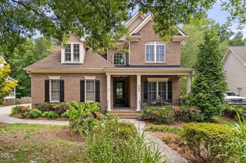 923 Dominion Hill Dr, Cary, NC 27519