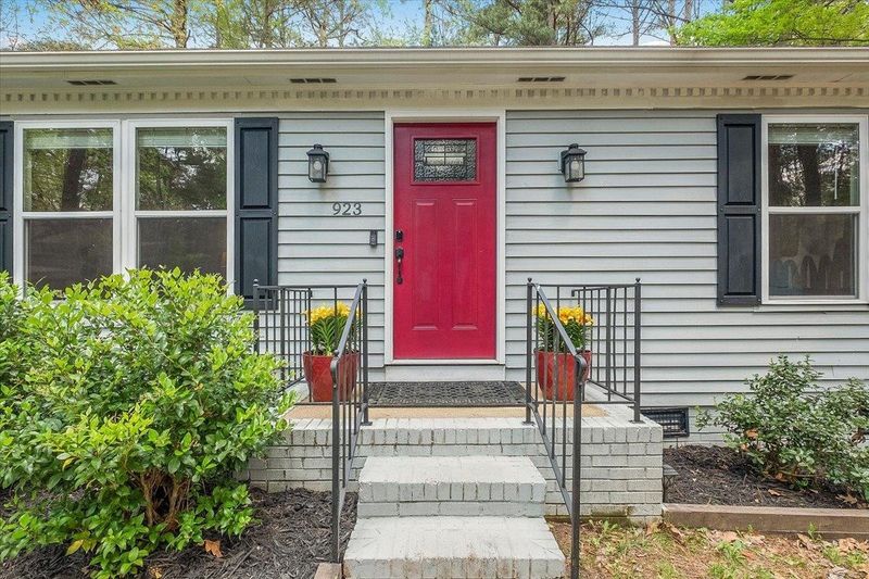 923 Limerick Ln, Durham, NC 27713