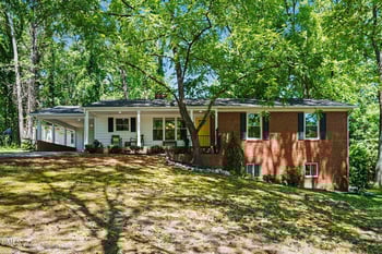 923 Meadowbrook Dr, Garner, NC 27529