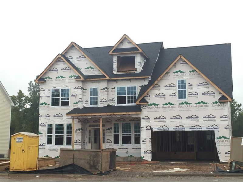 923 Queensdale Dr, Cary, NC 27519