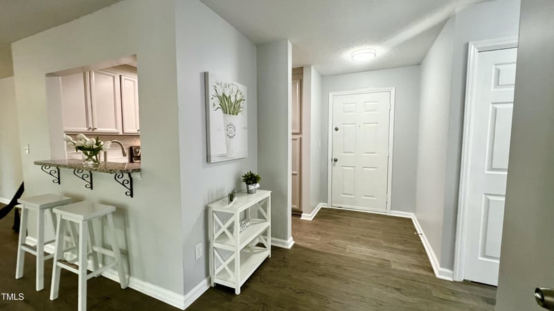 923 Springfork Dr, Cary, NC 27513