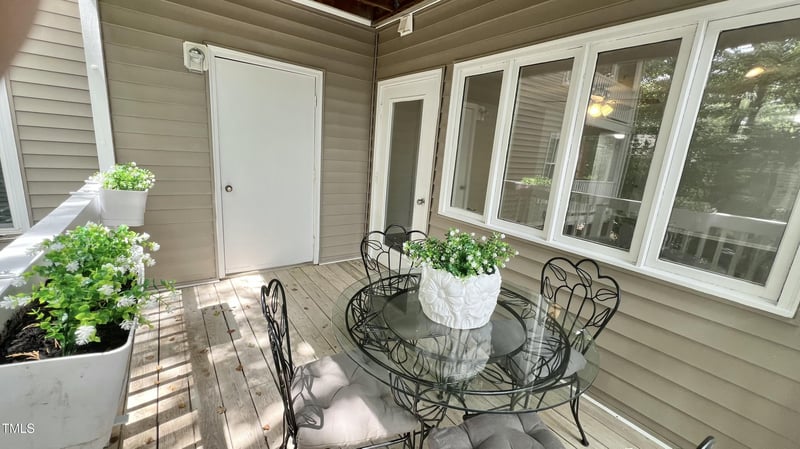 923 Springfork Dr, Cary, NC 27513