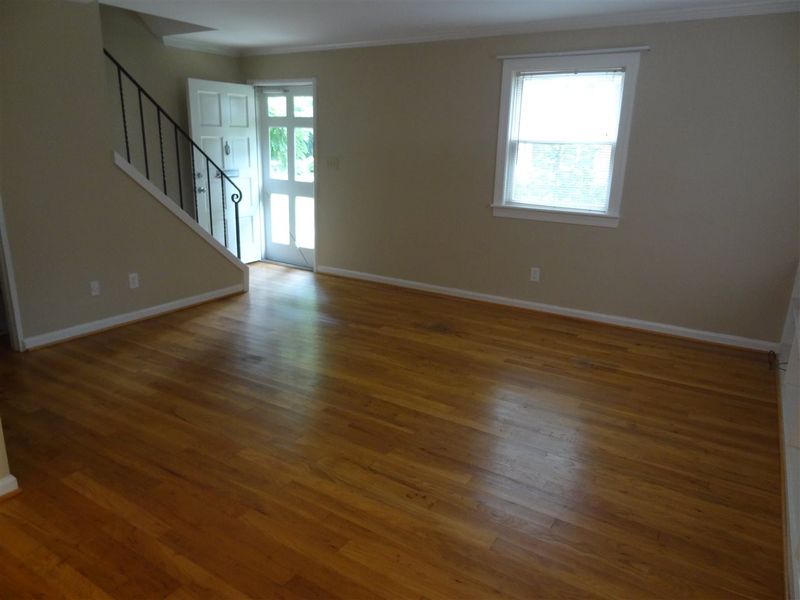 923 St Marys St, Raleigh, NC 27605