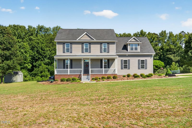 923 White Memorial Church Rd, Willow Springs, NC 27592