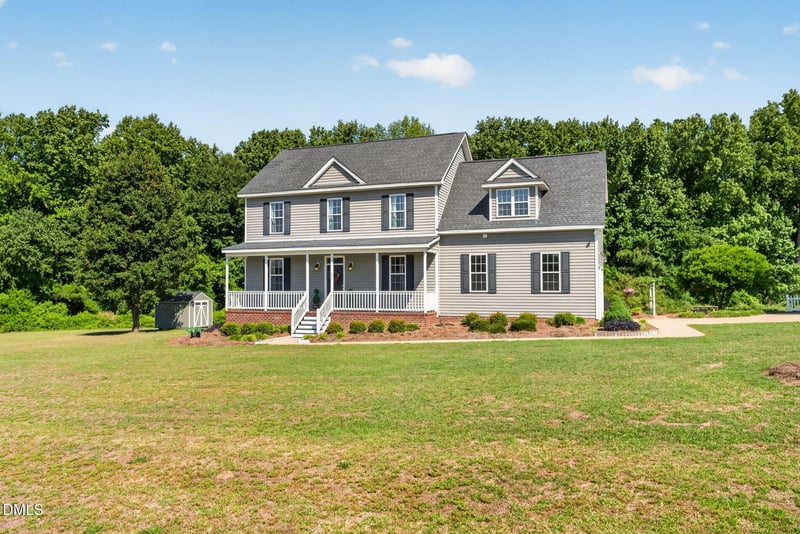 923 White Memorial Church Rd, Willow Springs, NC 27592