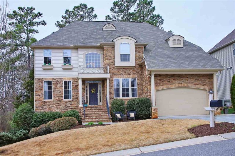 9231 Stone Mountain Rd, Raleigh, NC 27613
