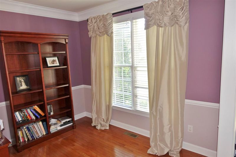 9232 Palm Bay Cir, Raleigh, NC 27617