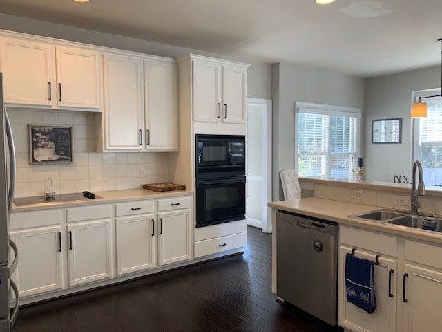 9237 Palm Bay Cir, Raleigh, NC 27617