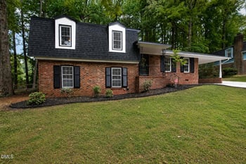 924 Carnoustie Cir, Cary, NC 27511